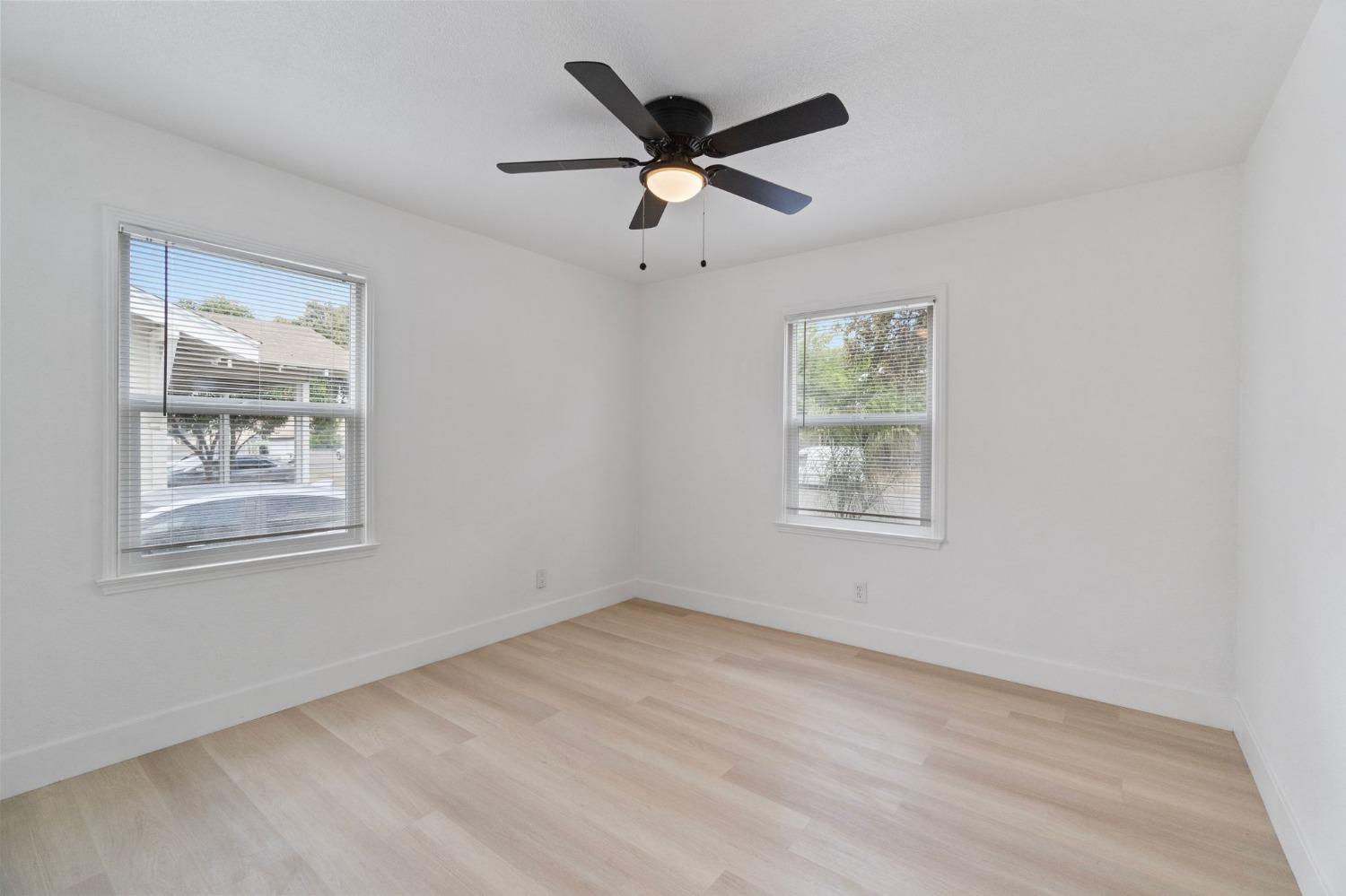 N Carruth Avenue, Fresno, California image 13