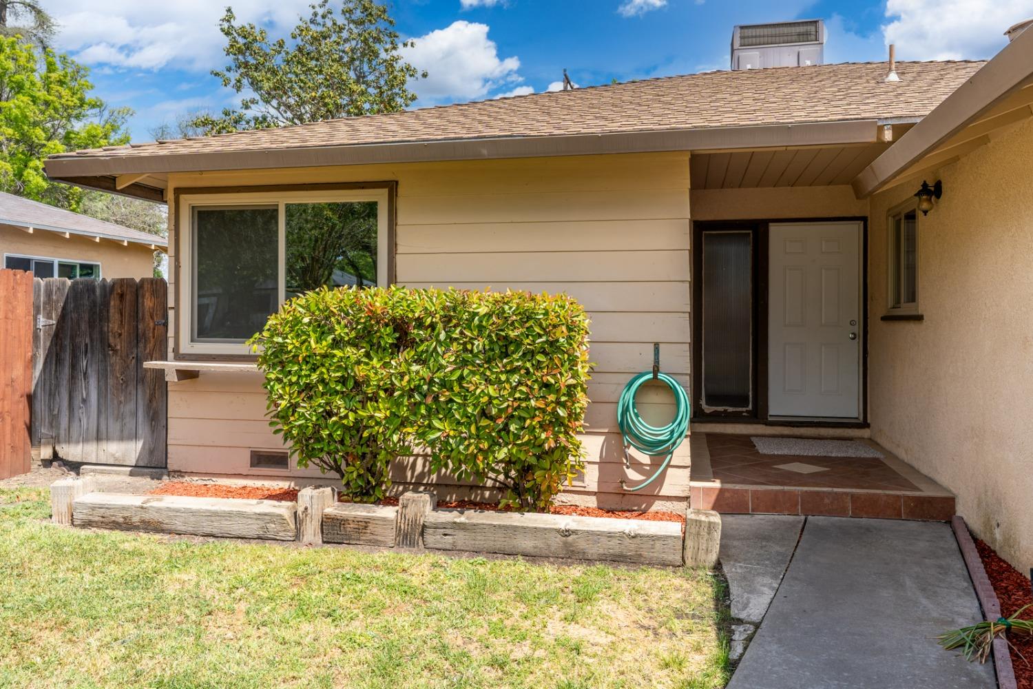 Virginia Avenue, Dos Palos, California image 2