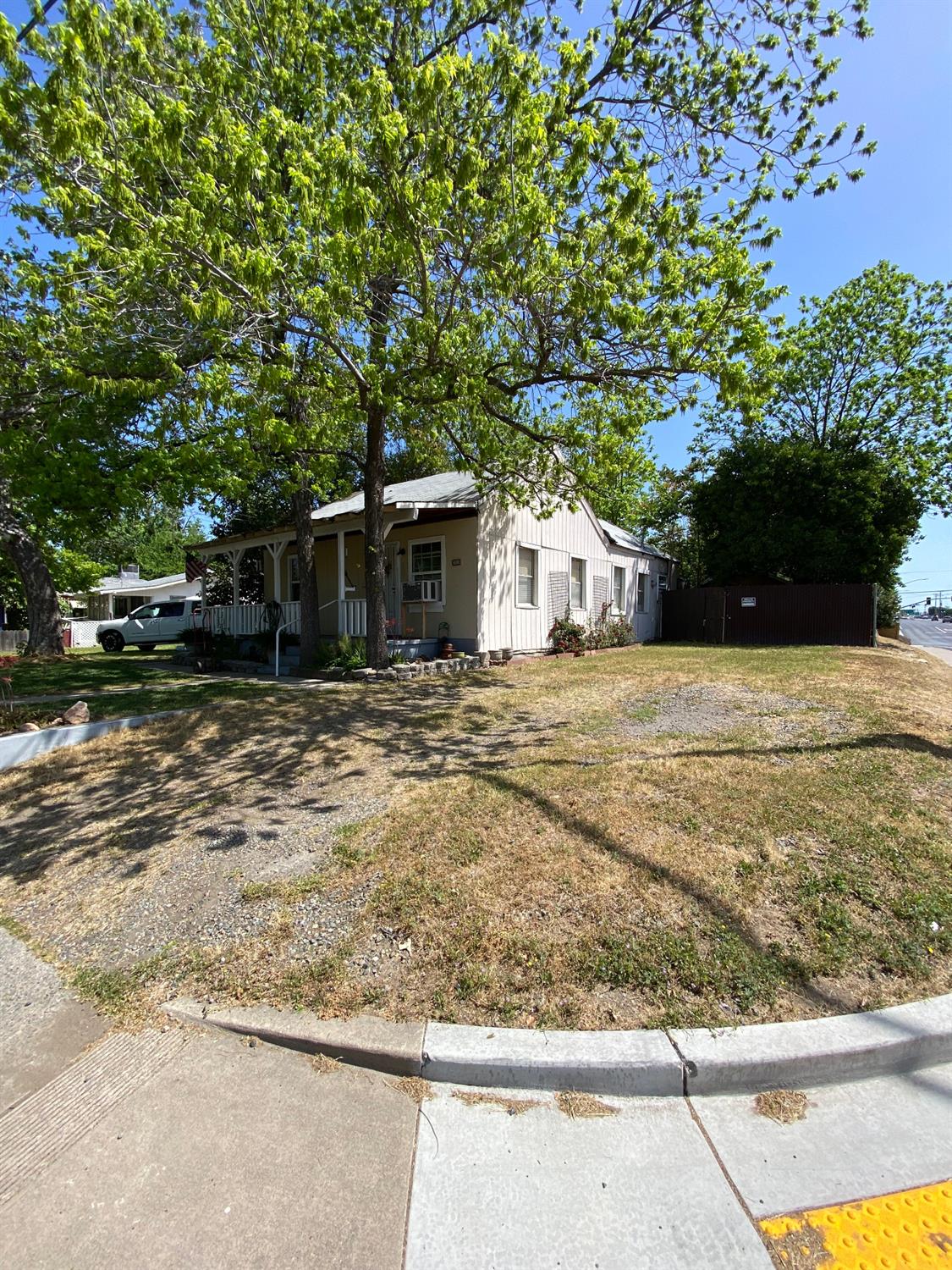 S Lincoln Street, Roseville, California image 4