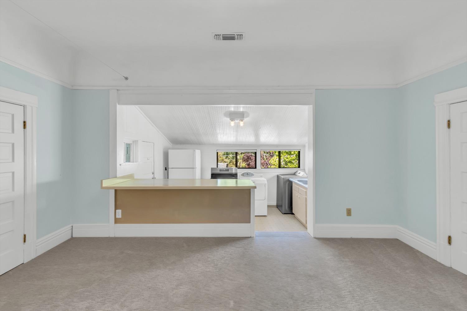 Detail Gallery Image 58 of 91 For 2321 H St, Sacramento,  CA 95816 - 4 Beds | 2 Baths
