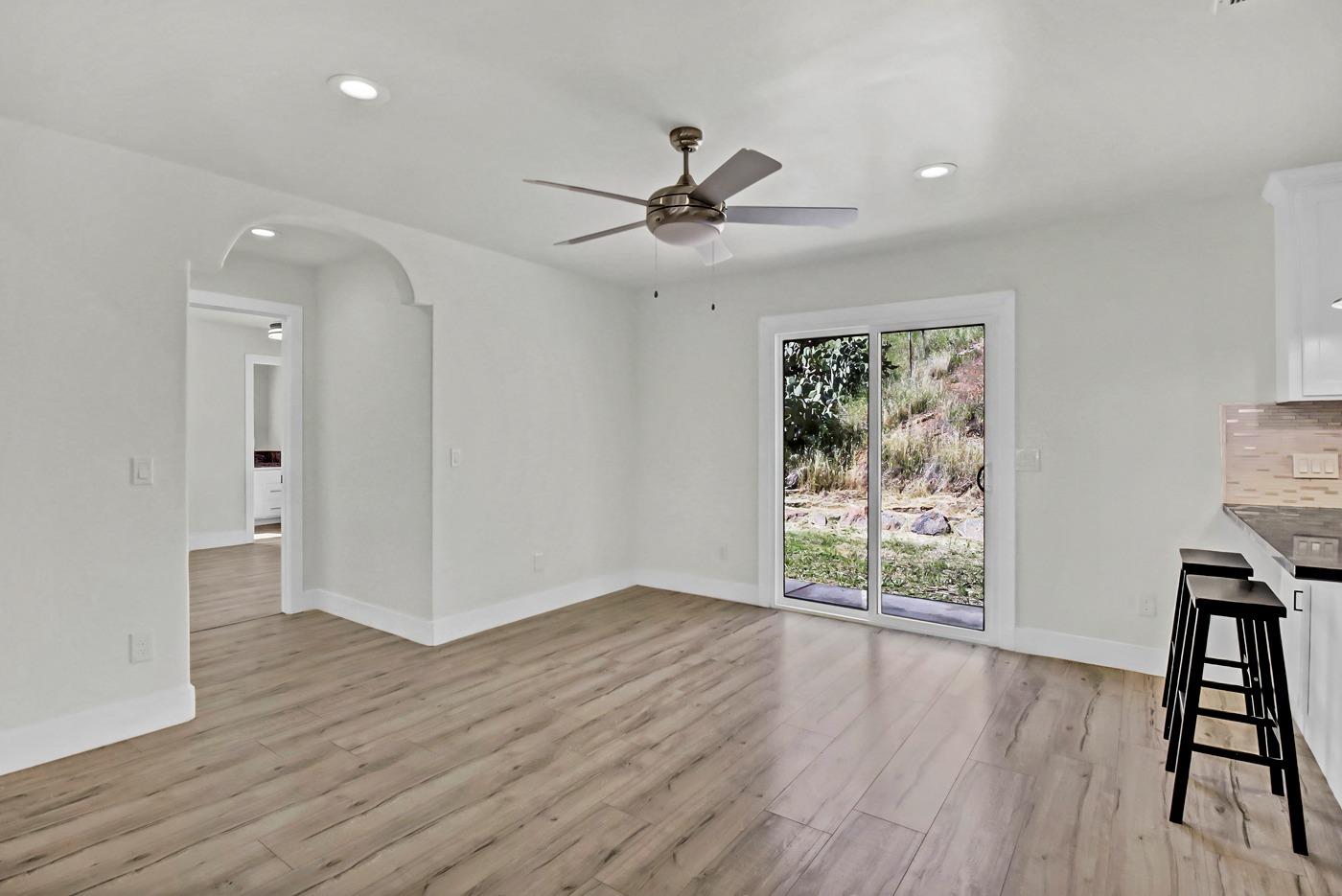 Detail Gallery Image 22 of 98 For 8535 Irish Ln, Newcastle,  CA 95658 - 4 Beds | 3 Baths