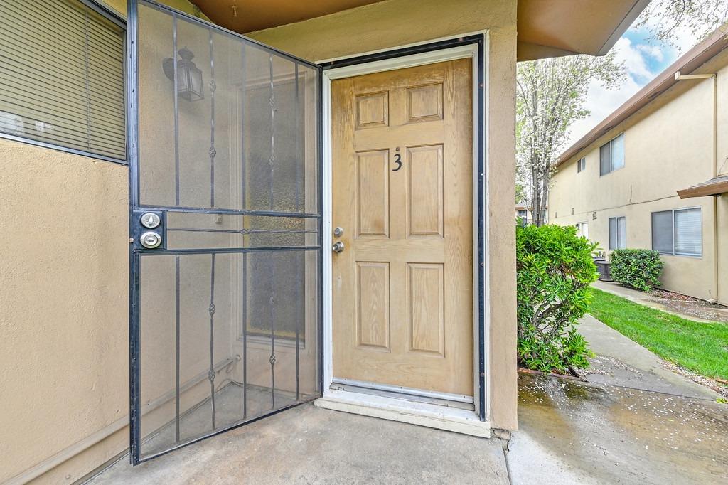 Photo #5: 225054136 Listing: Photo #5