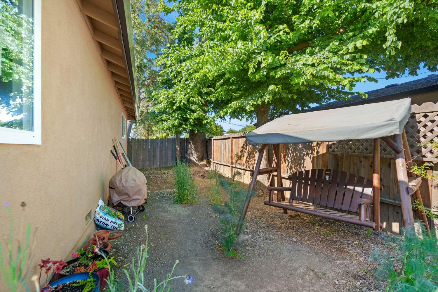 8 Fiske Avenue, Woodland, California image 36