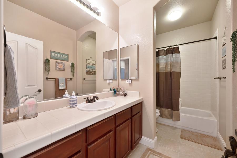 Katarina Lane, Folsom, California image 32