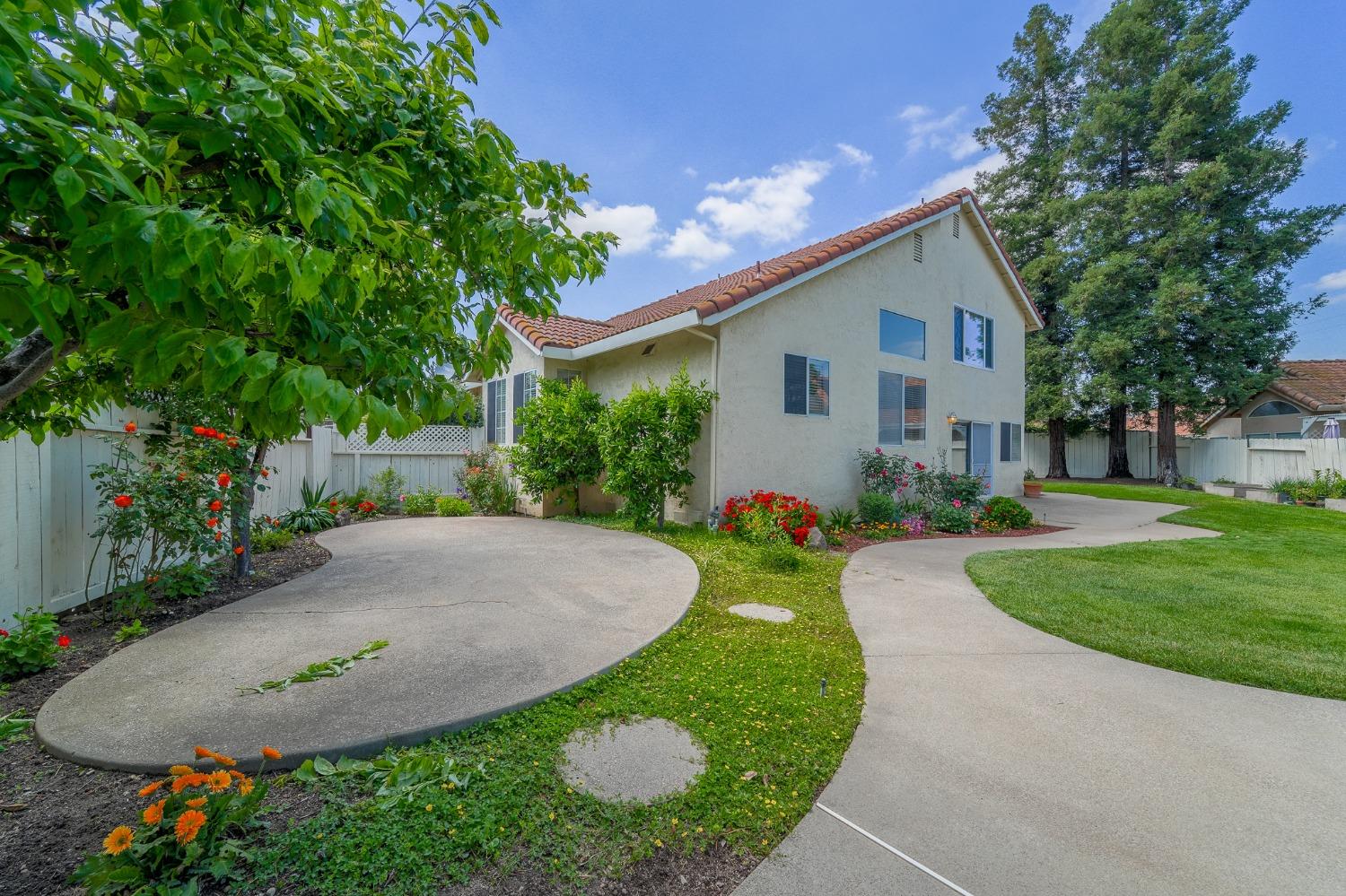 Celia Court, Oakdale, California image 37