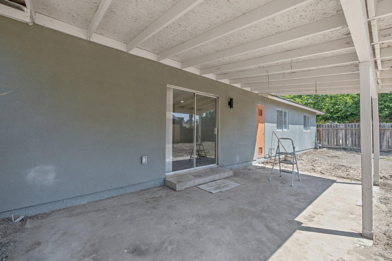 W Woods Avenue, Tipton, California image 30