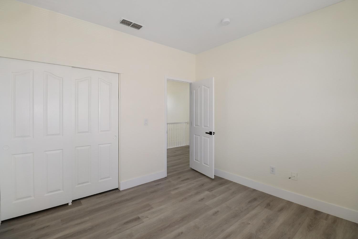 Oreo Ranch Circle, Elk Grove, California image 32