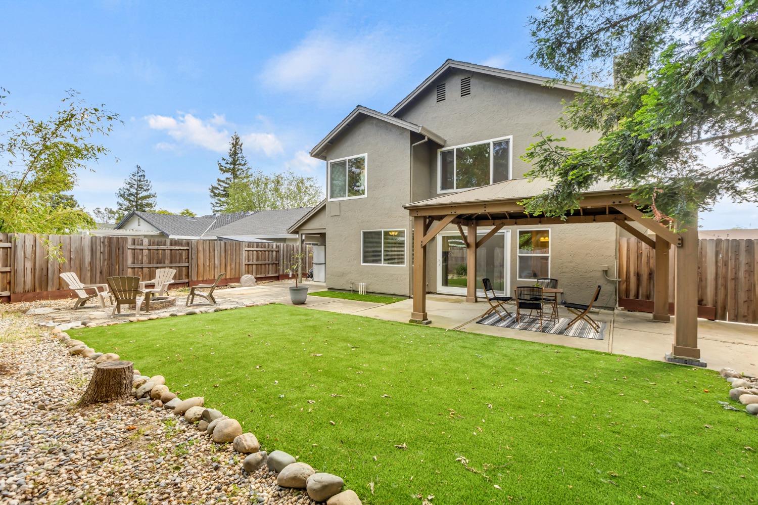 Queensbury Court, Elk Grove, California image 49
