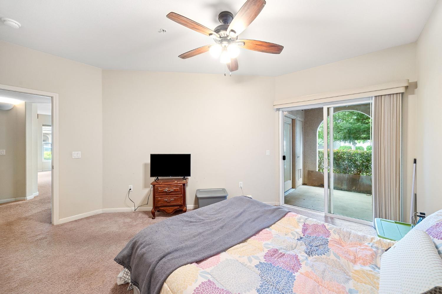 Photo #15: 225054575 Listing: Photo #15
