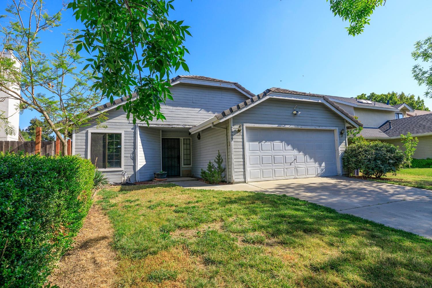 Walnut Park Drive, Modesto, California image 2