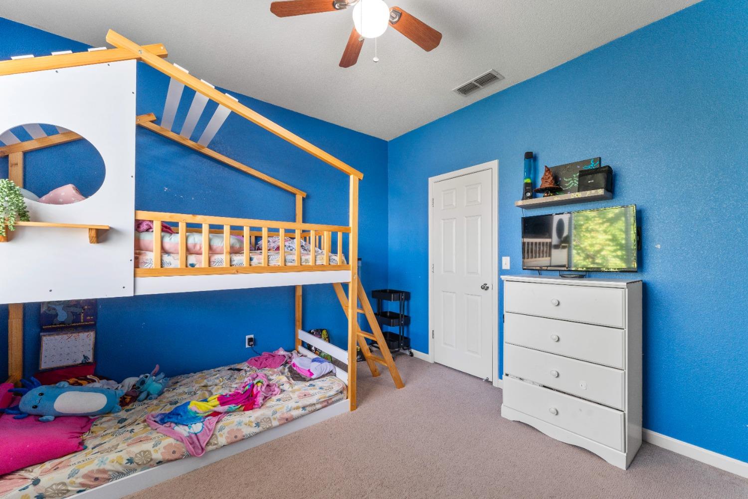 Detail Gallery Image 31 of 64 For 1968 Maverick Dr, Plumas Lake,  CA 95961 - 4 Beds | 3 Baths