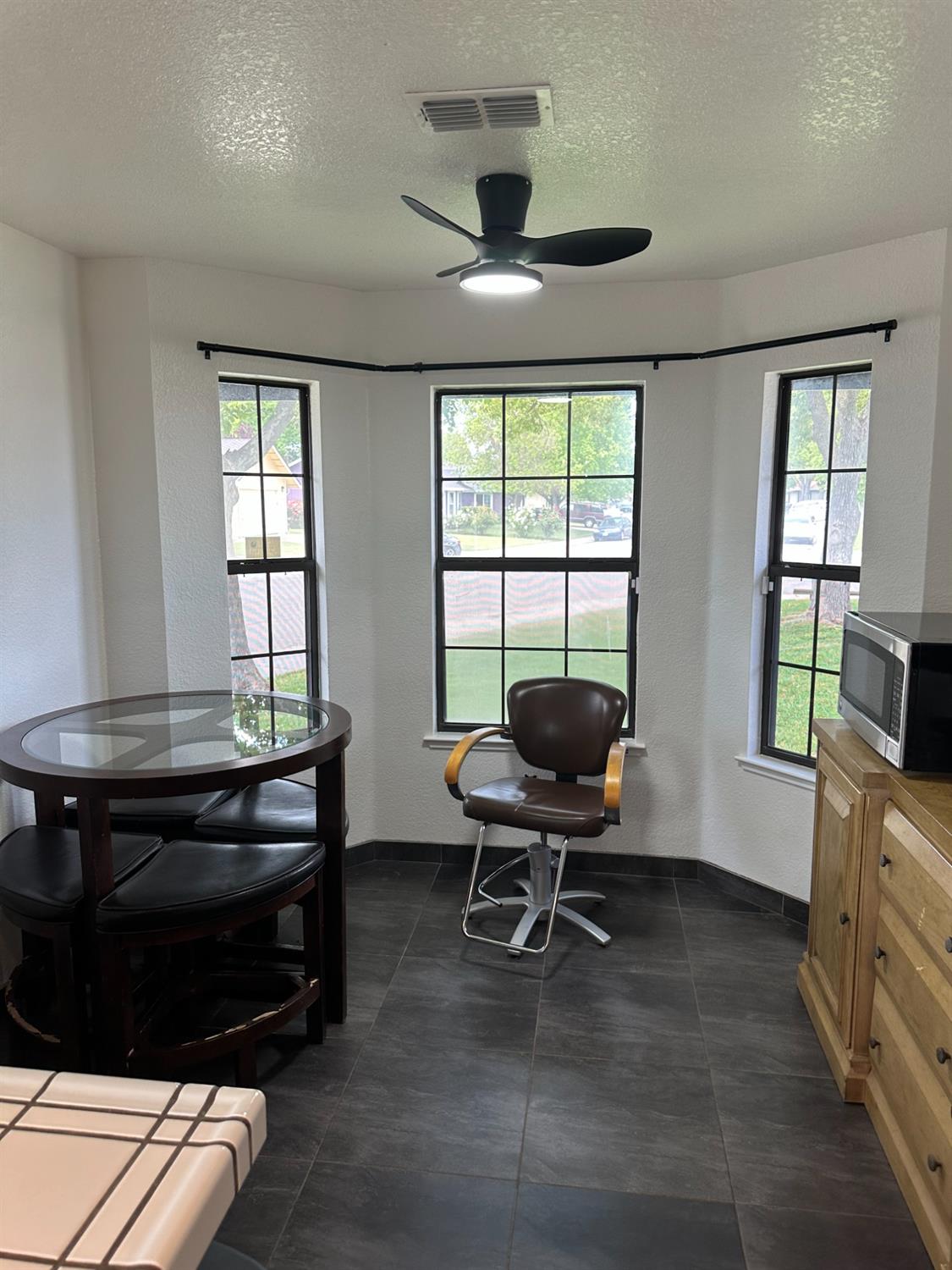 Detail Gallery Image 25 of 44 For 633 Holly Ct, Galt,  CA 95632 - 3 Beds | 2 Baths
