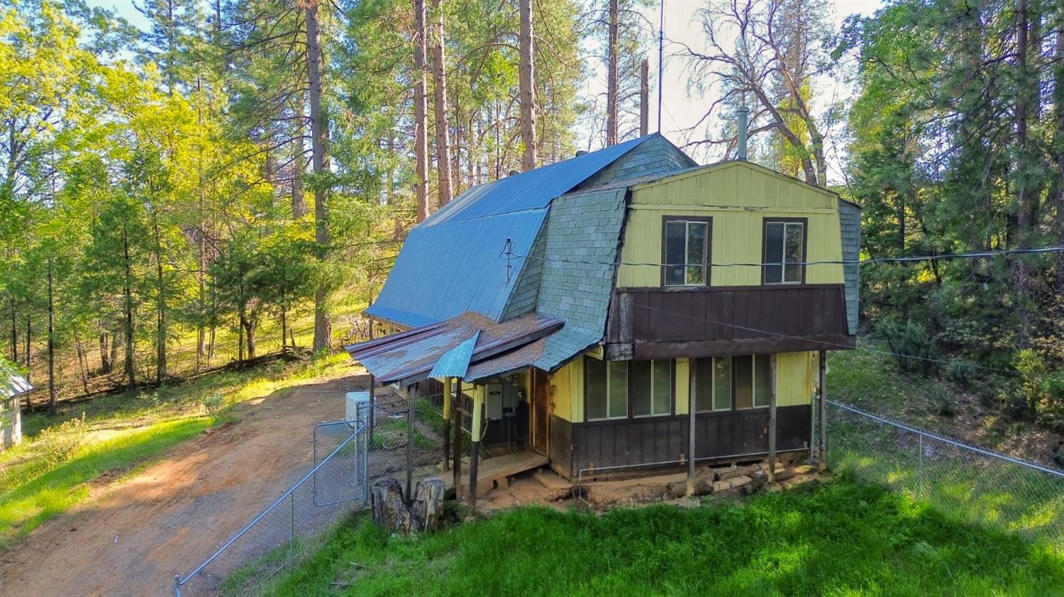 Grizzly Flat Road, Somerset, California image 24