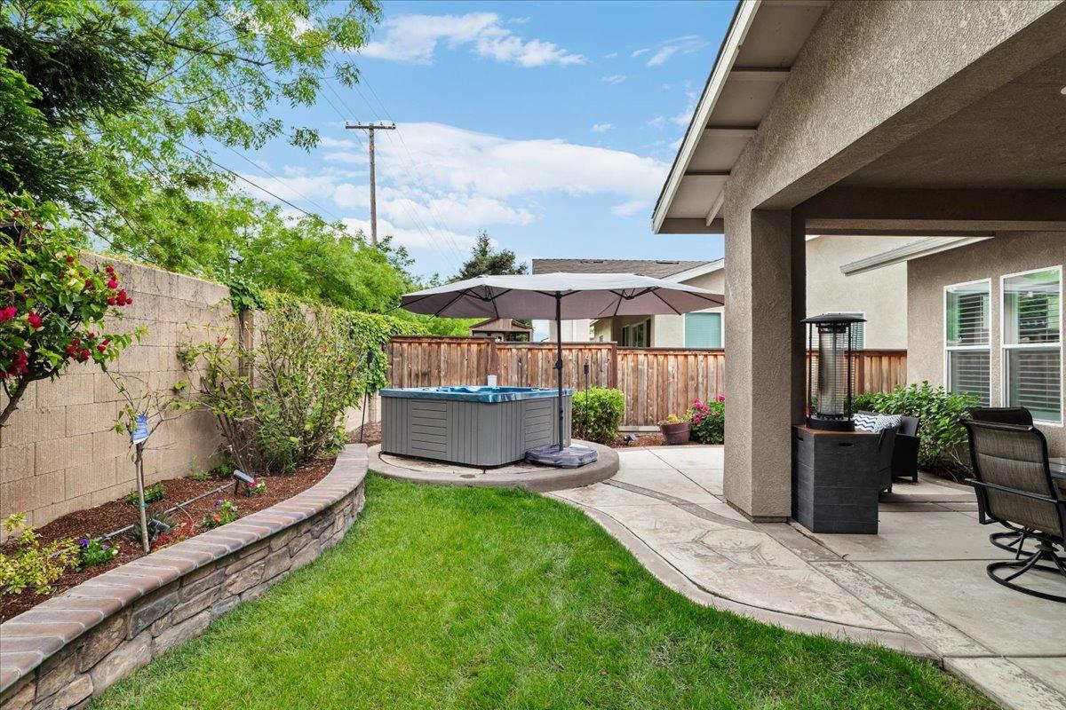 Ives Street, Modesto, California image 33