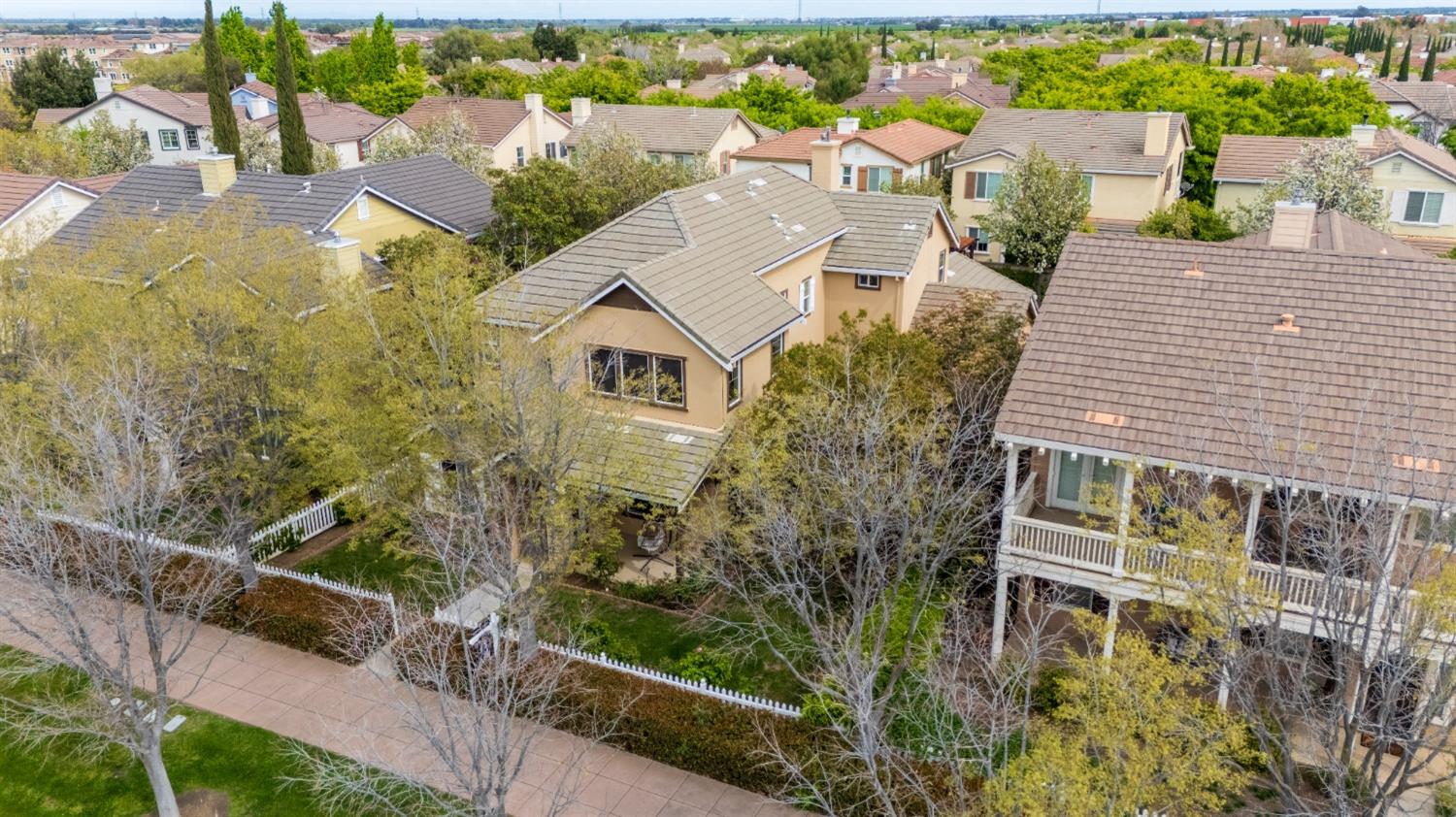 Detail Gallery Image 56 of 68 For 382 S Central Pkwy, Mountain House,  CA 95391 - 4 Beds | 4 Baths