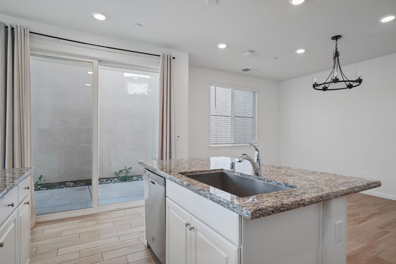 Pleasant Grove Blvd, Roseville, California image 12