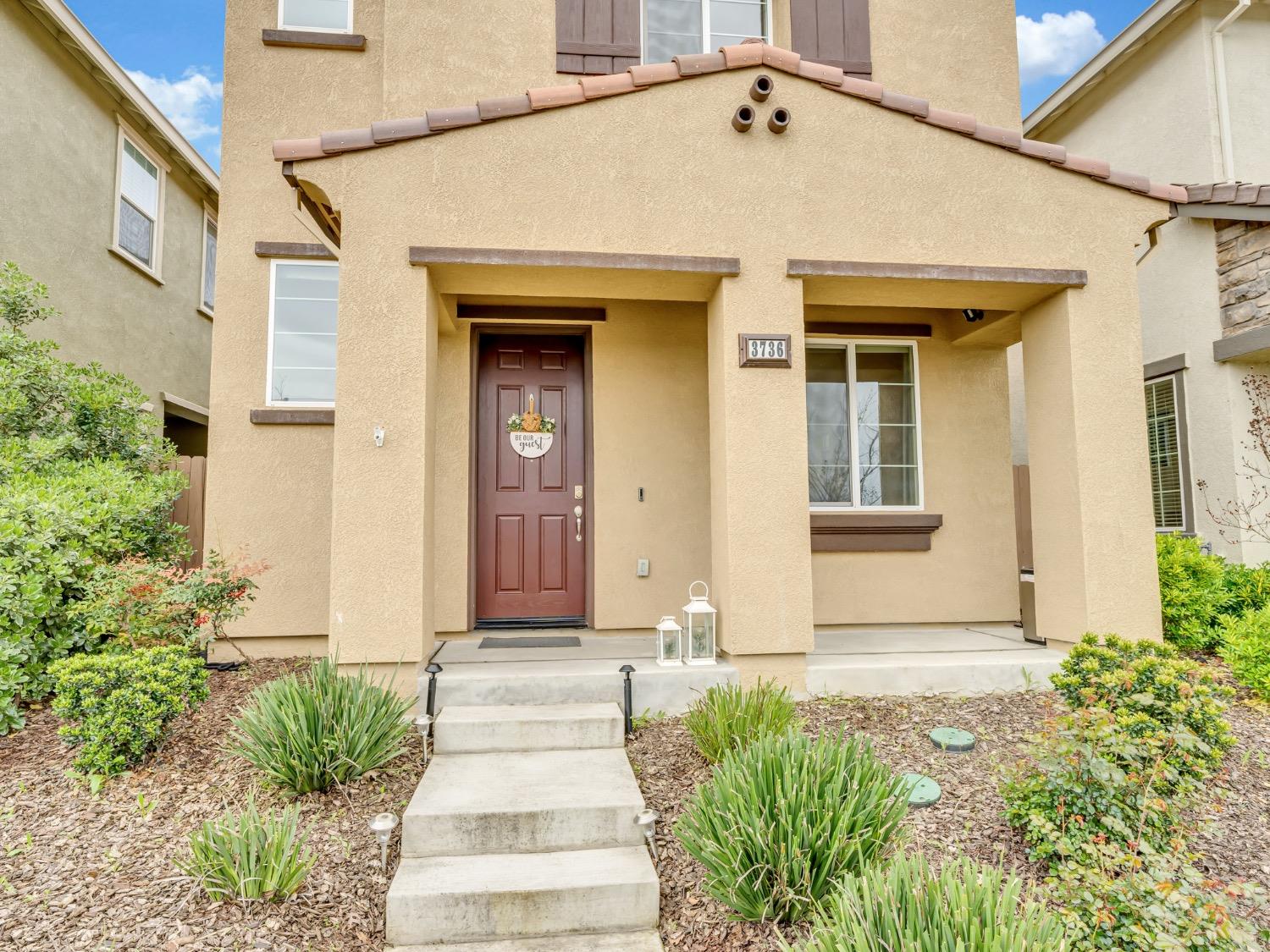 Hovnanian Drive, Sacramento, California image 3