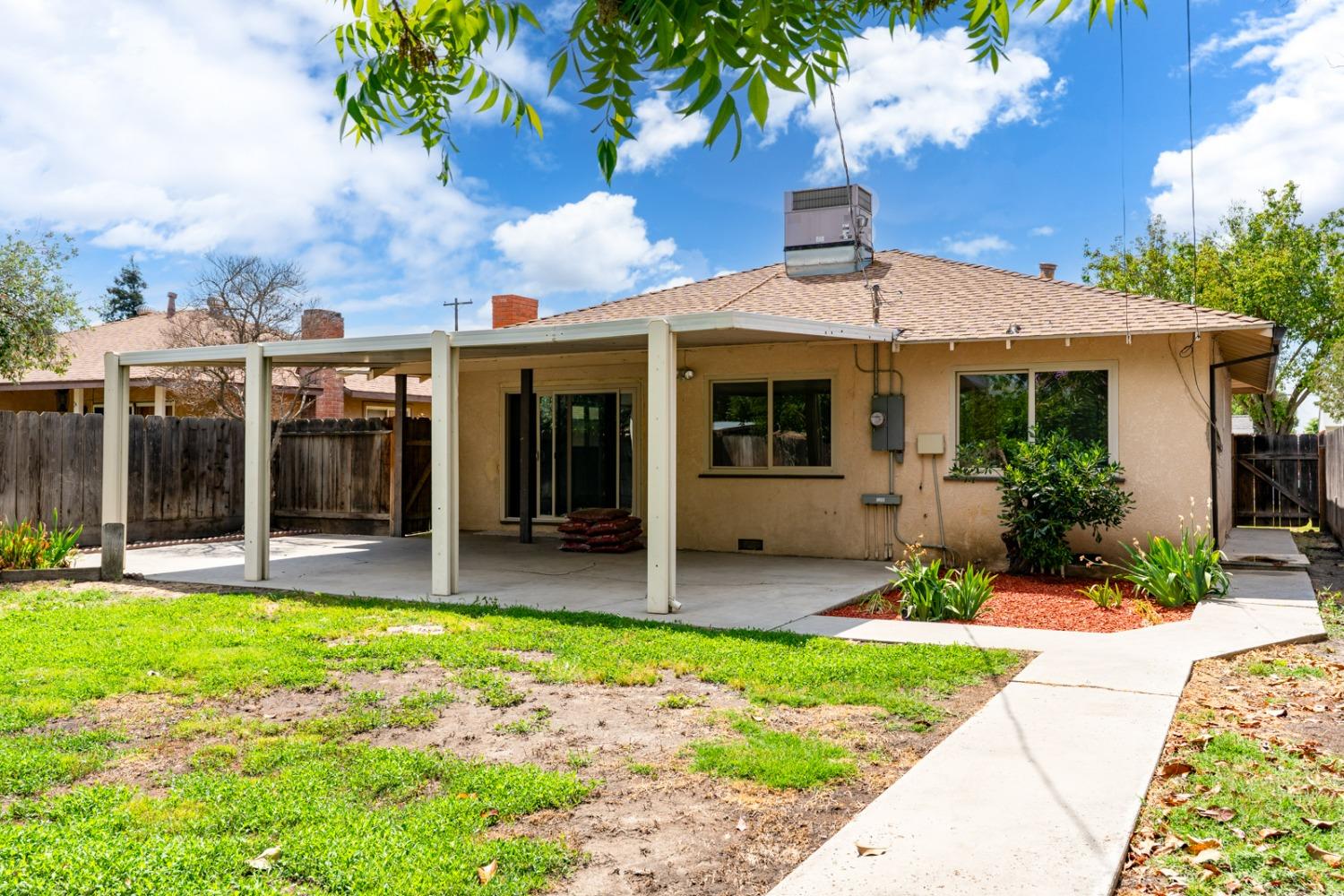 Virginia Avenue, Dos Palos, California image 17