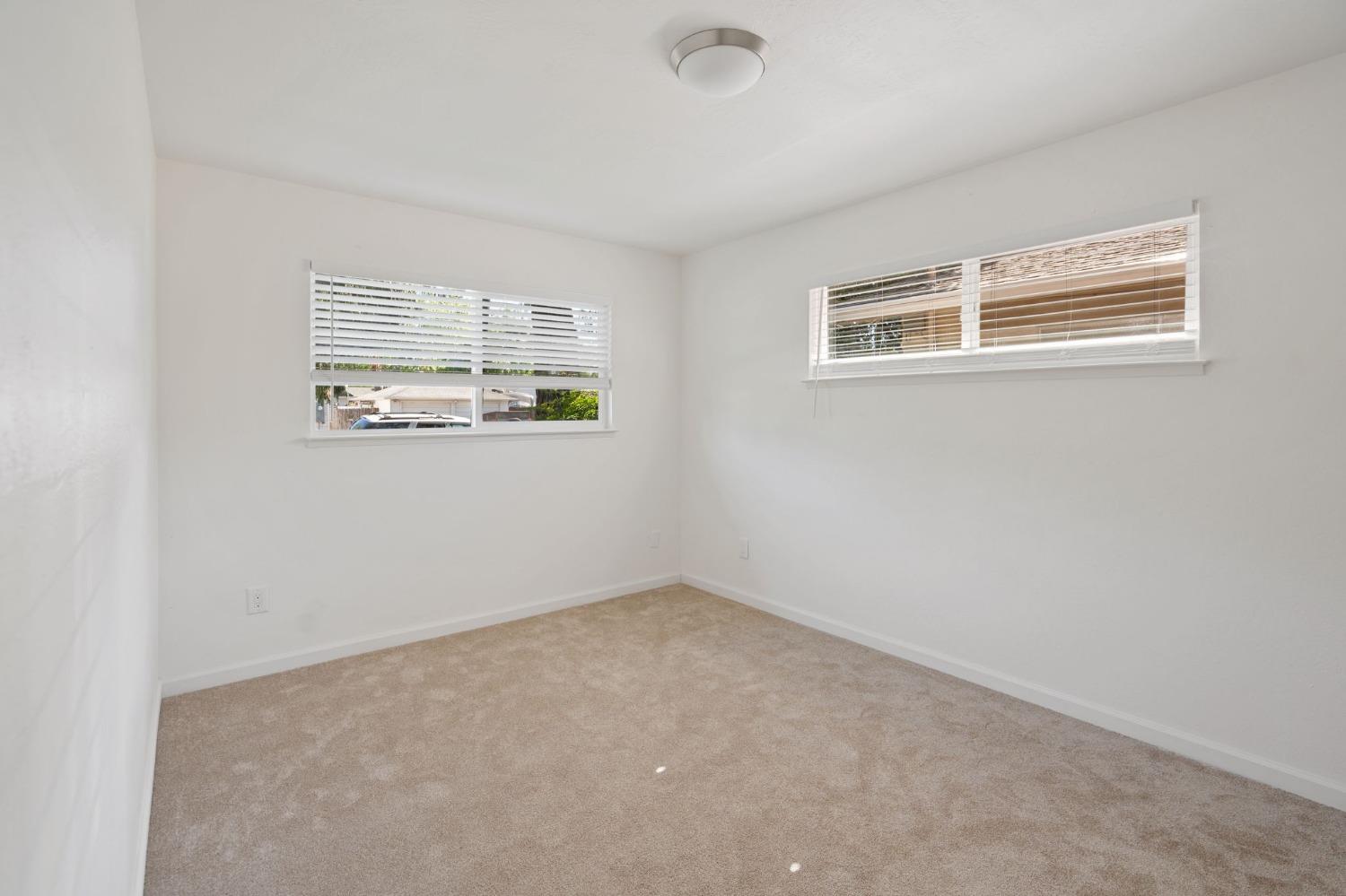 39 Park Avenue, Woodland, California image 28