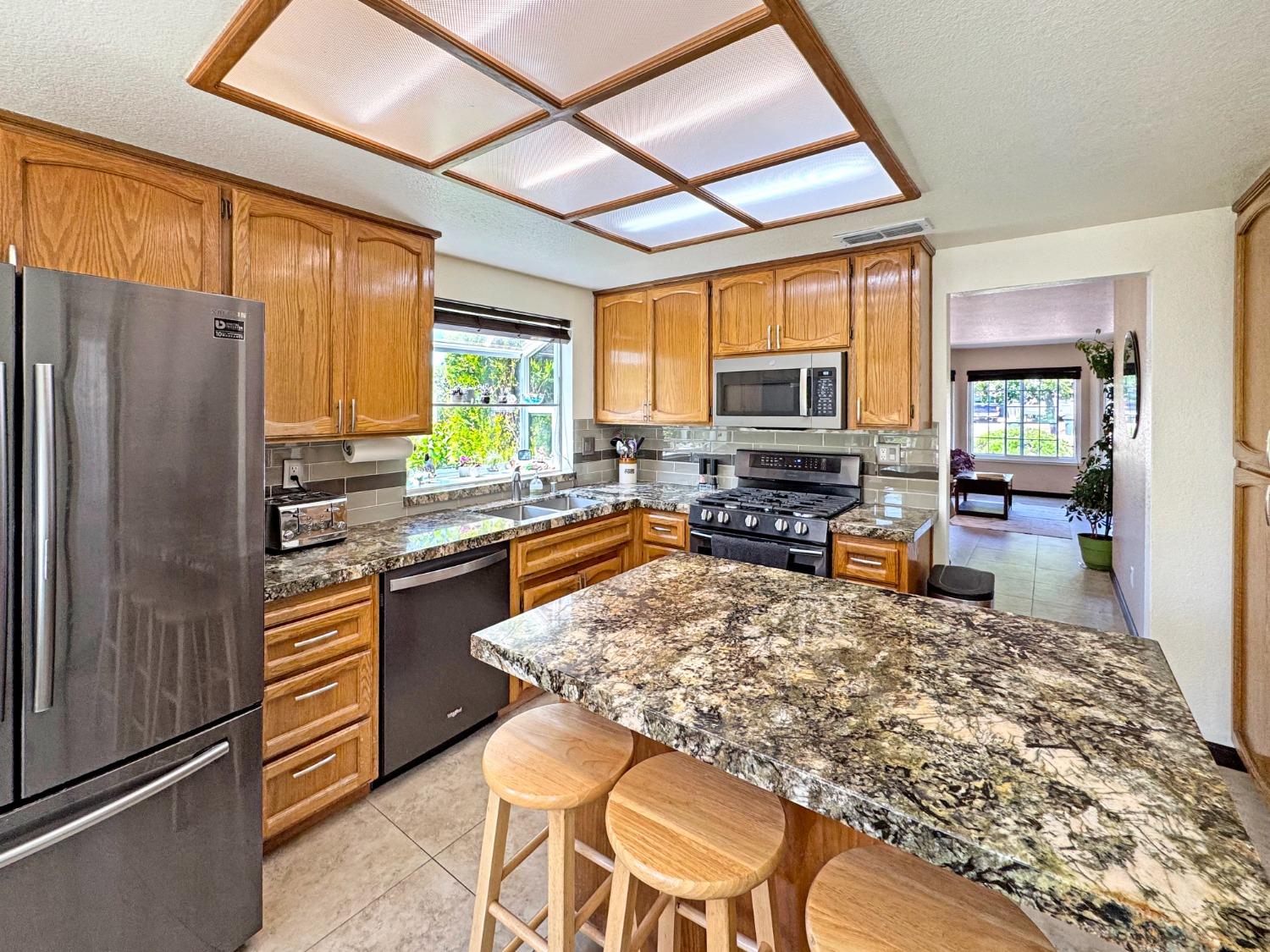 Detail Gallery Image 6 of 41 For 2100 Quail Ranch Ct, Elverta,  CA 95626 - 4 Beds | 2 Baths