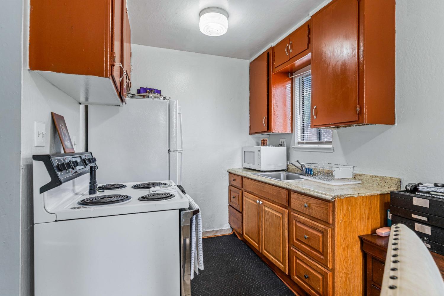 S Conejo Avenue, Modesto, California image 37