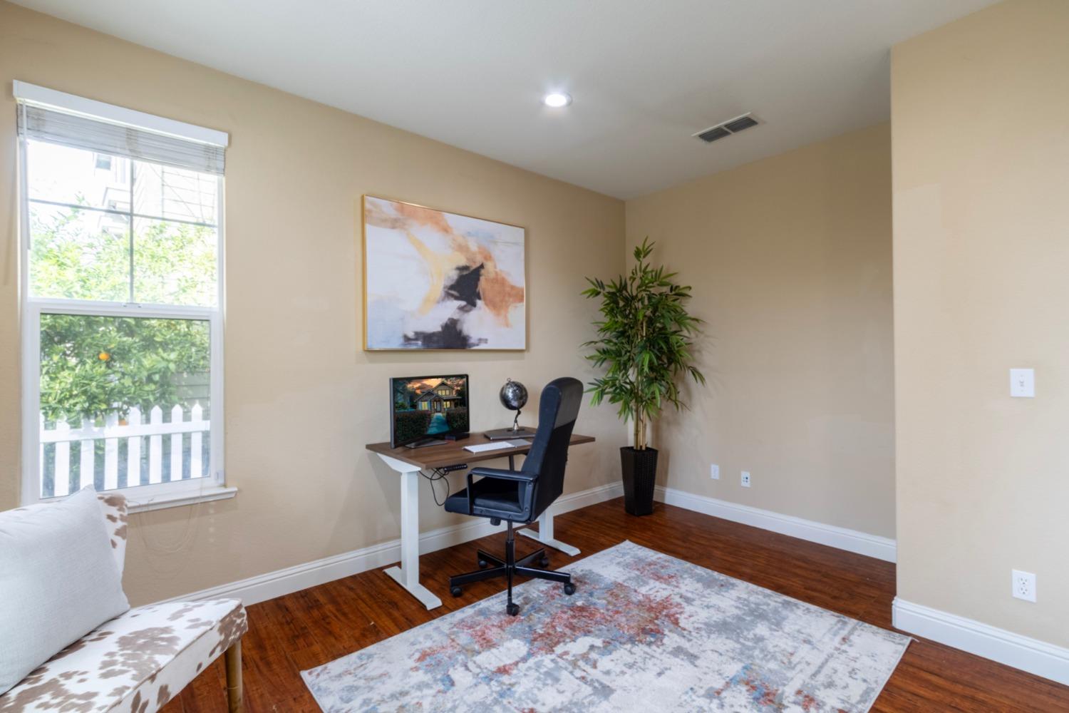 Detail Gallery Image 8 of 68 For 382 S Central Pkwy, Mountain House,  CA 95391 - 4 Beds | 4 Baths