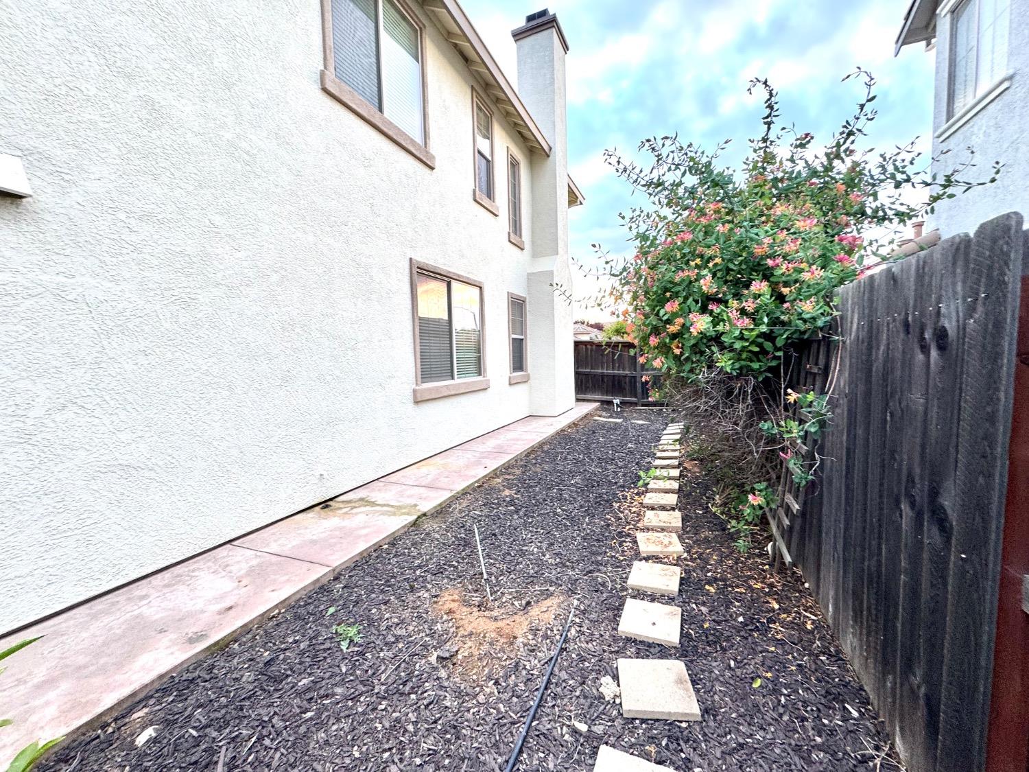Accordion Way, Rancho Cordova, California image 26