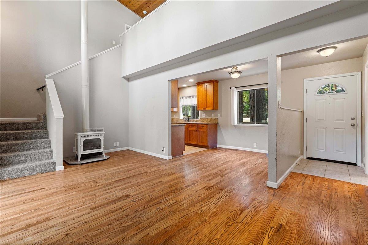 Detail Gallery Image 3 of 43 For 5820 Sierra Springs Dr, Pollock Pines,  CA 95726 - 3 Beds | 2 Baths