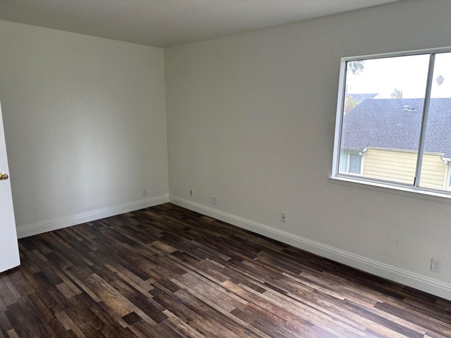 Photo #16: 225054126 Listing: Photo #16
