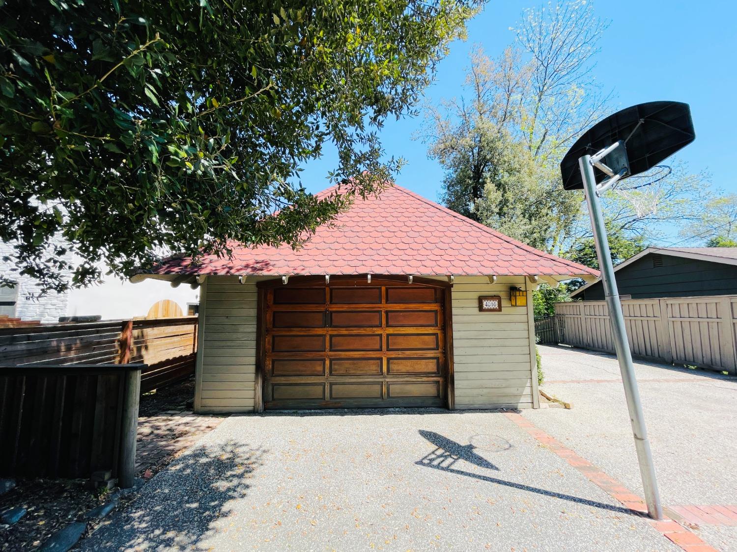 Ridge Street, Fair Oaks, California image 2