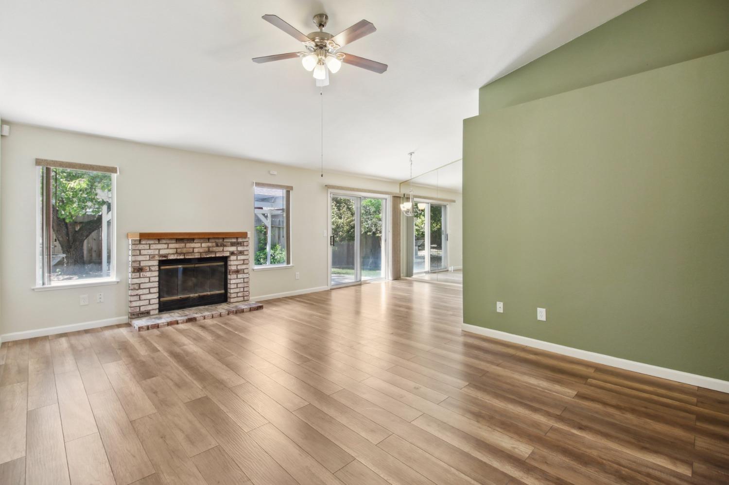 Lakespring Way, Sacramento, California image 8