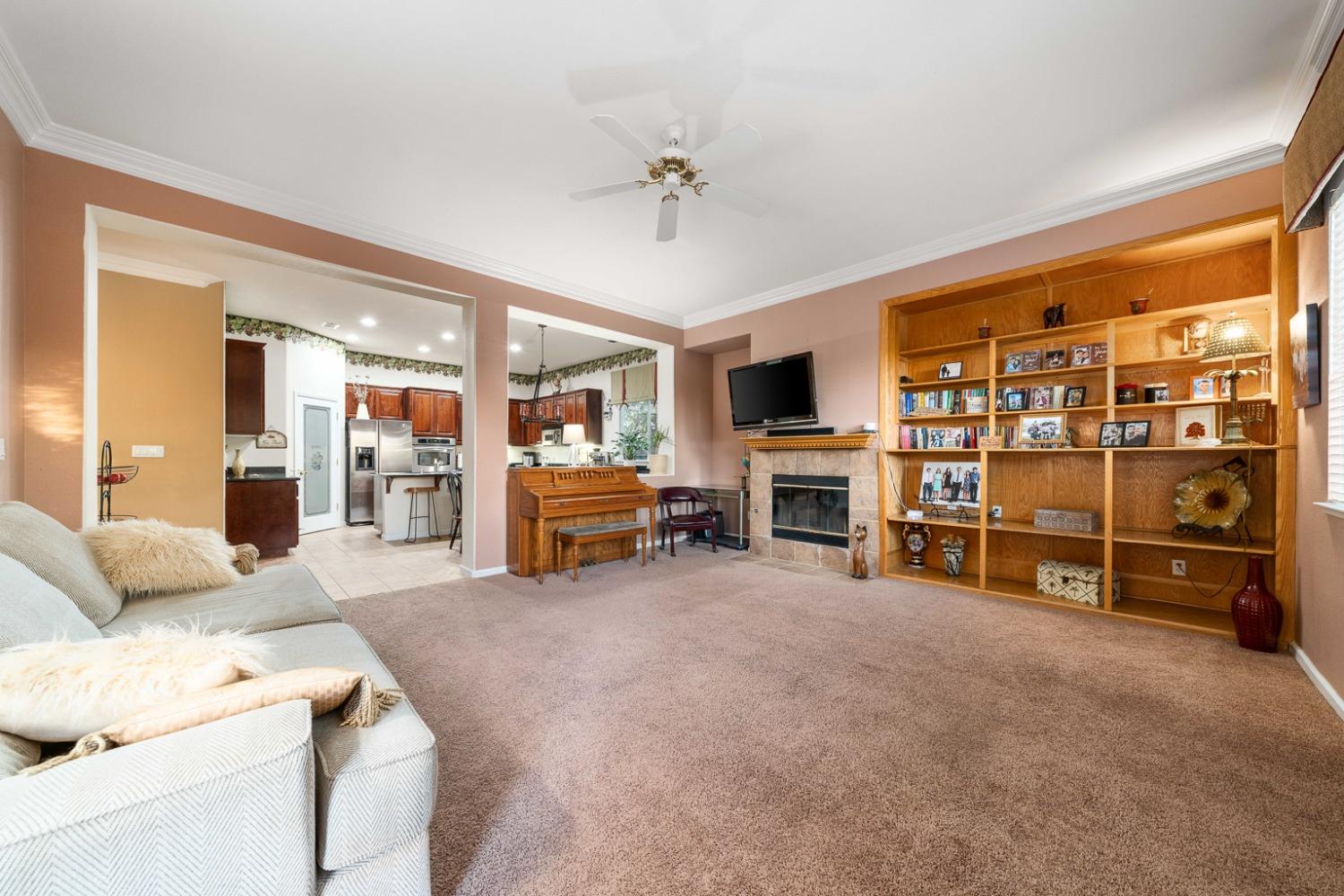 Detail Gallery Image 36 of 58 For 7788 Tigerwoods Dr, Sacramento,  CA 95829 - 5 Beds | 3/1 Baths