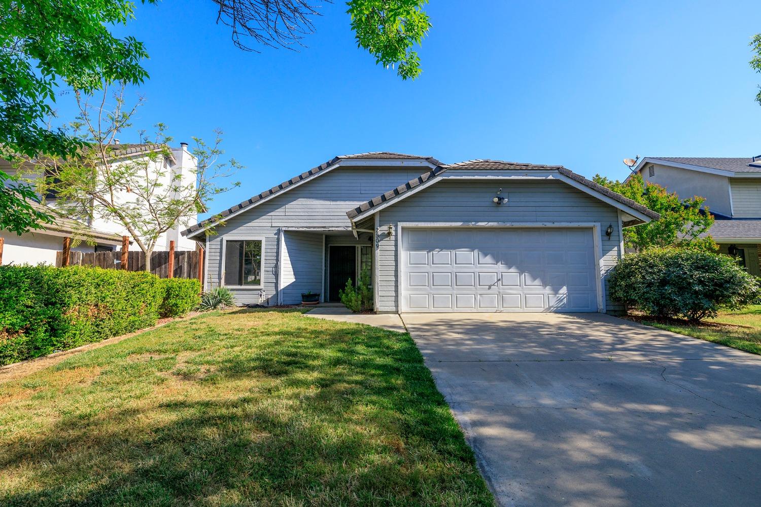 Walnut Park Drive, Modesto, California image 1