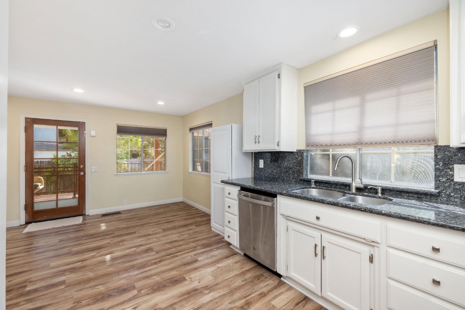 Chicago Avenue, Fair Oaks, California image 8