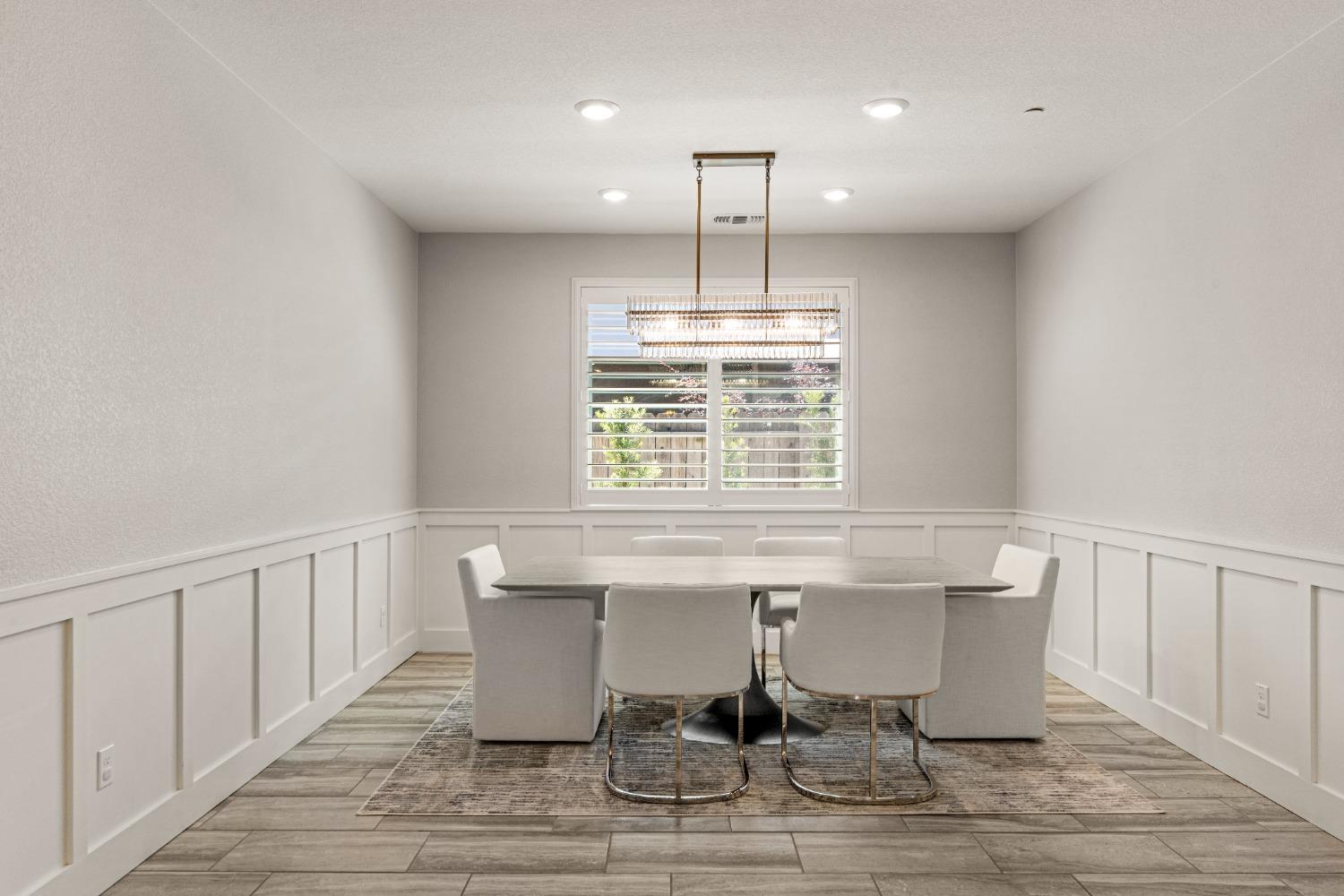 Maddux Way, Roseville, California image 5