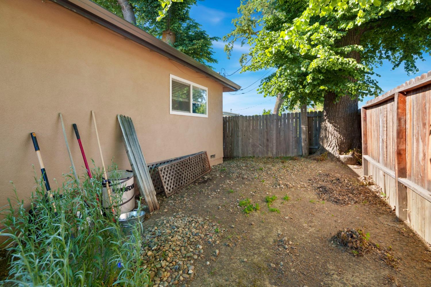 8 Fiske Avenue, Woodland, California image 35