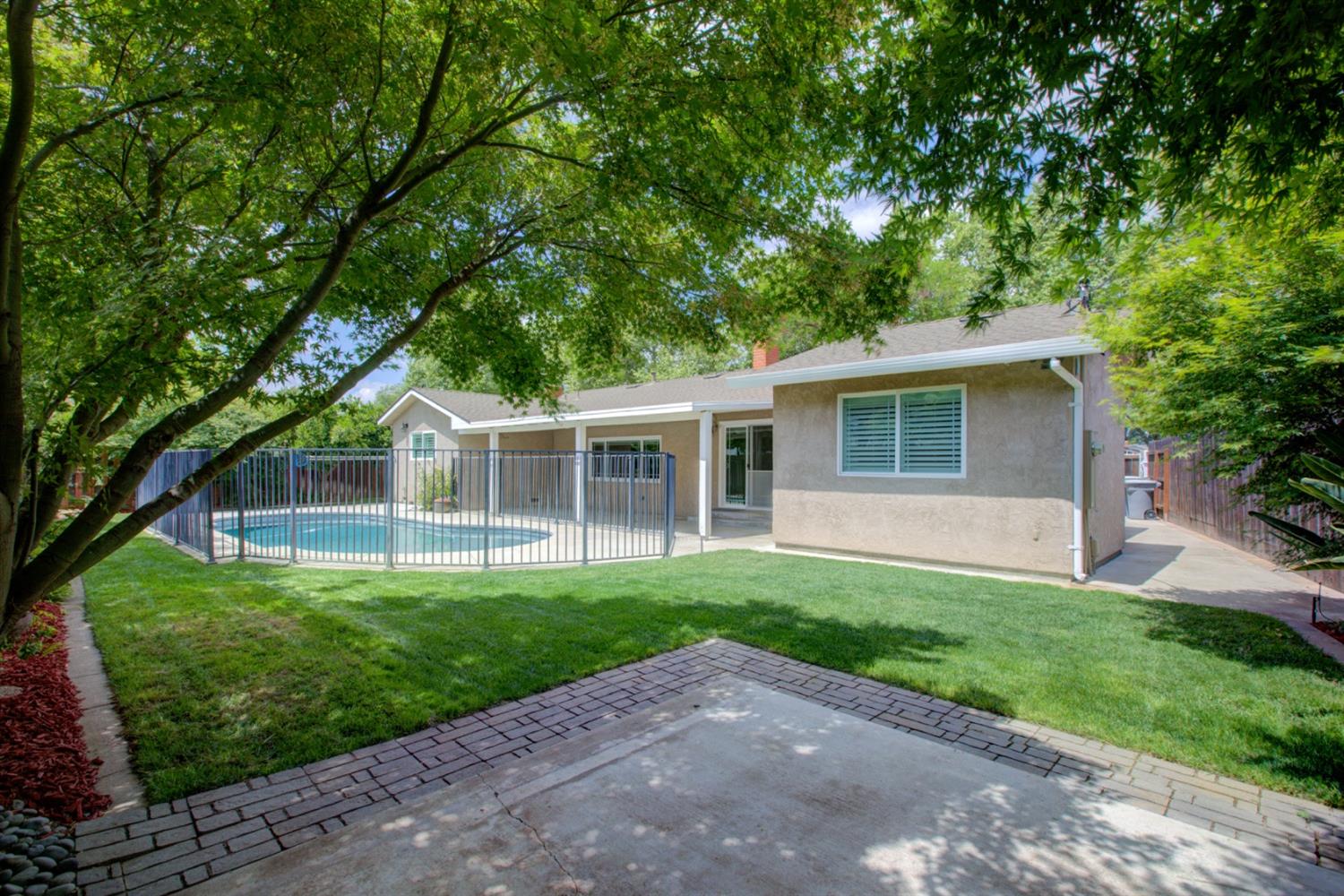Teak Avenue, Merced, California image 30