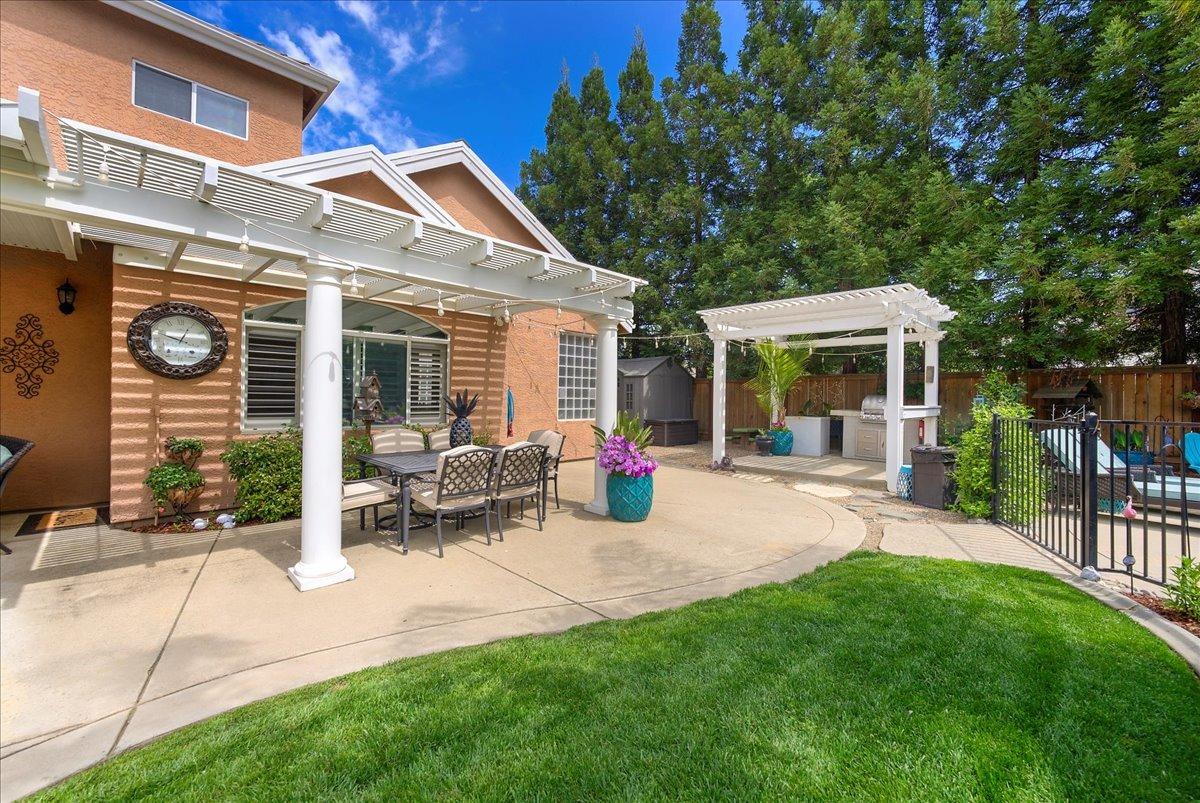 Brookhaven Dr, Roseville, California image 32