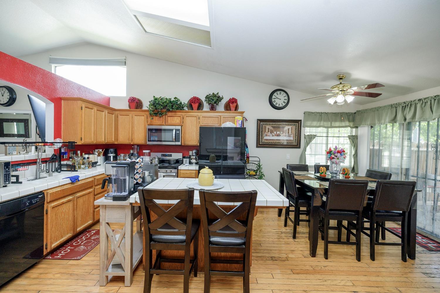 Detail Gallery Image 24 of 44 For 3070 Togninali Ln, Stockton,  CA 95206 - 3 Beds | 2 Baths