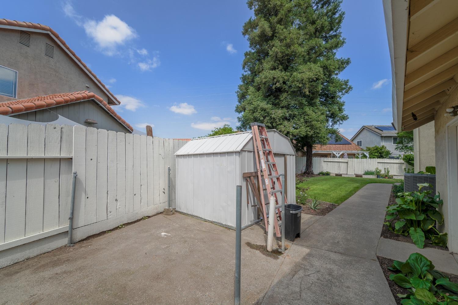 Celia Court, Oakdale, California image 43