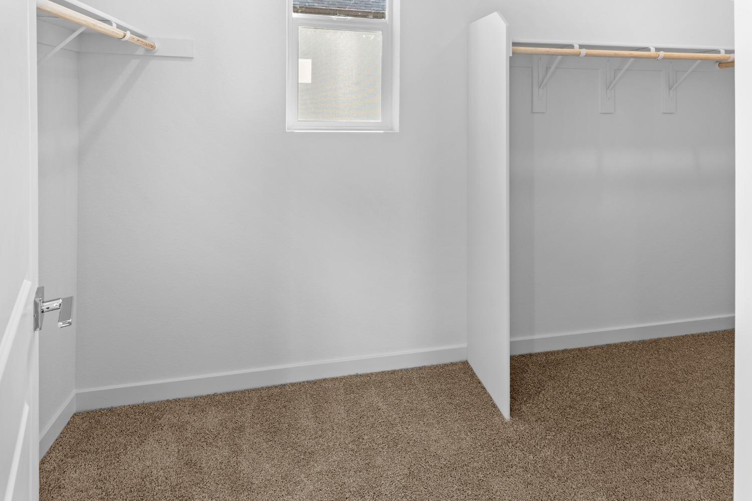Detail Gallery Image 25 of 39 For 6403 Jacinto Ave, Sacramento,  CA 95823 - 3 Beds | 2/1 Baths