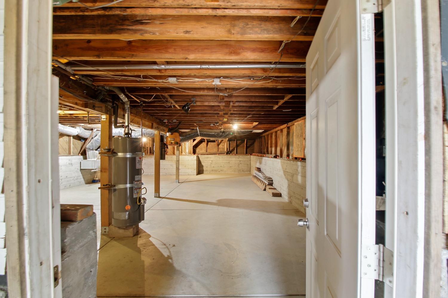 Detail Gallery Image 46 of 58 For 2322 I St, Sacramento,  CA 95816 - 4 Beds | 2 Baths