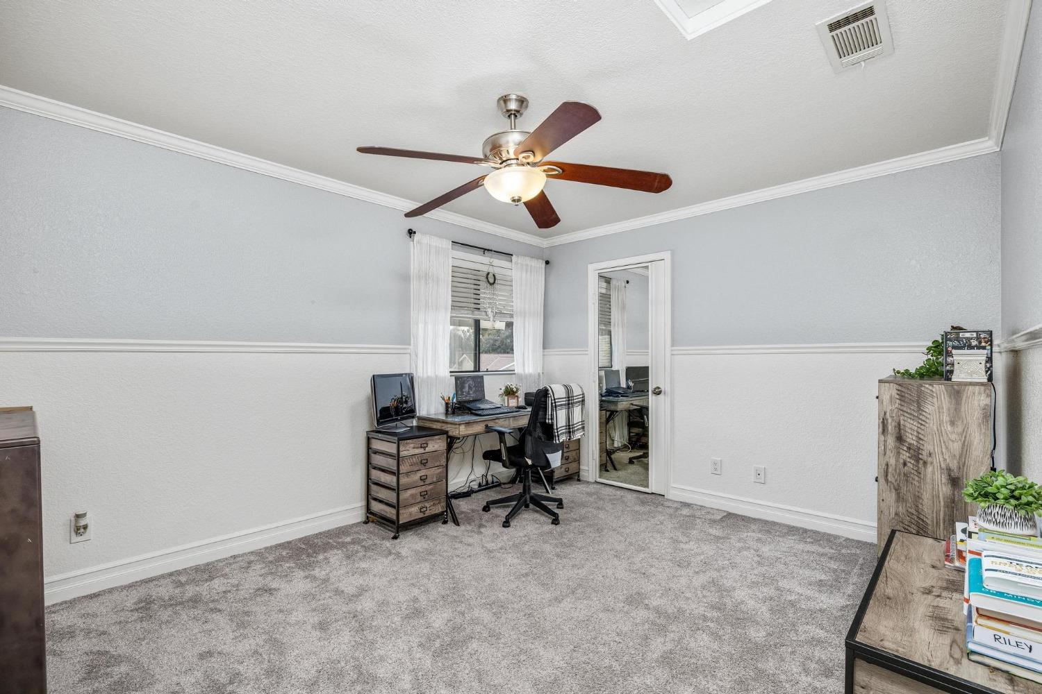 Eagle Lane, Manteca, California image 18