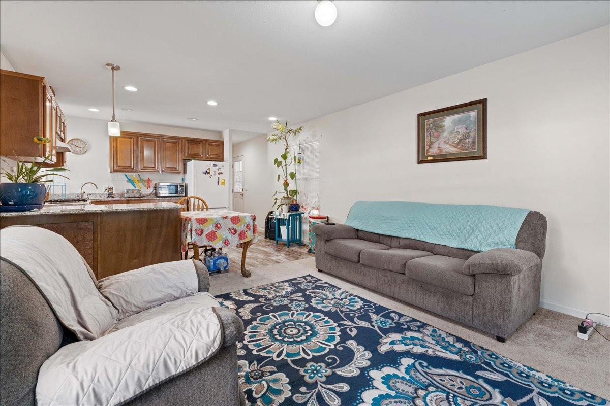 Detail Gallery Image 8 of 28 For 6245 Nob Hill Dr, Newcastle,  CA 95658 - 2 Beds | 2 Baths