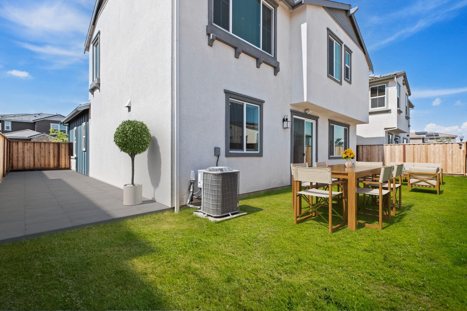 Detail Gallery Image 16 of 17 For 3903 Renton Pl, Tracy,  CA 95377 - 4 Beds | 3 Baths