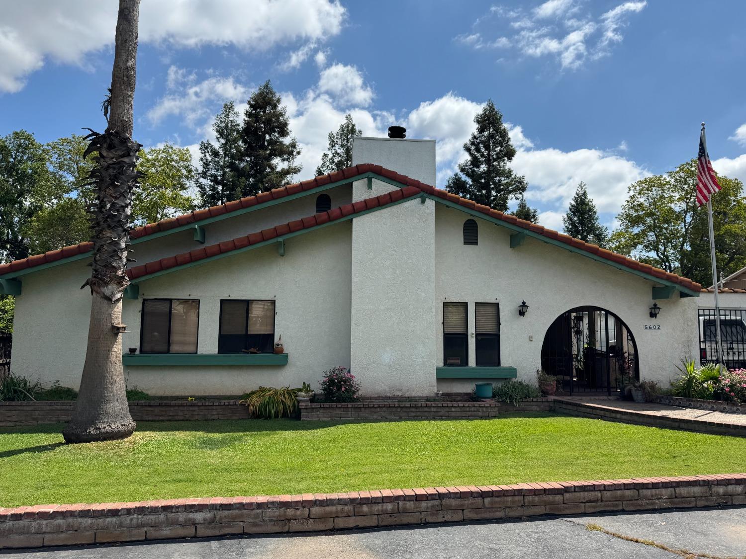 Kenneth Avenue, Carmichael, California image 1