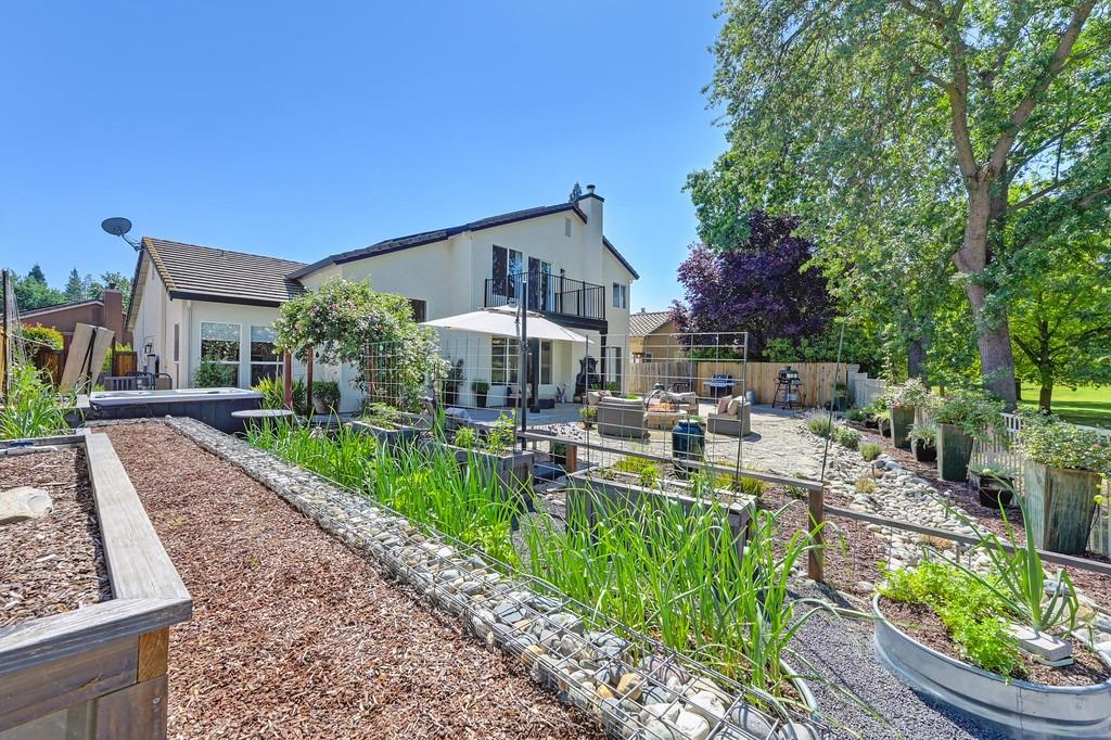 Detail Gallery Image 60 of 85 For 7301 Neblina Ct, Rancho Murieta,  CA 95683 - 4 Beds | 3 Baths