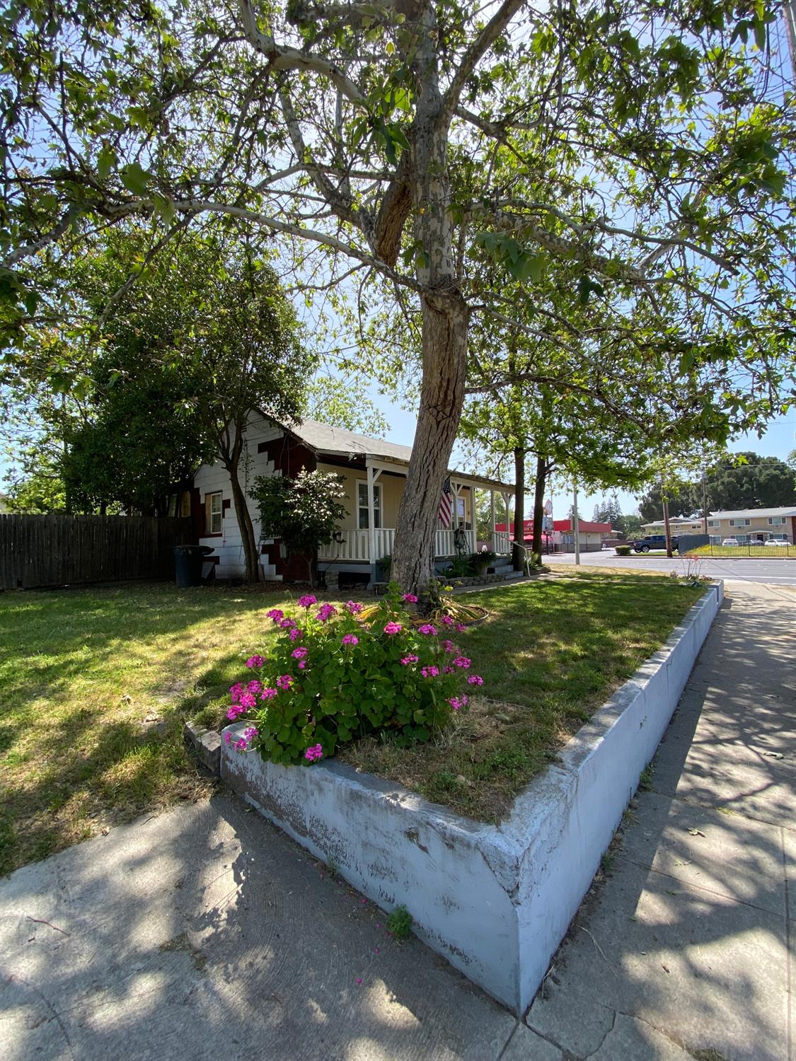 S Lincoln Street, Roseville, California image 6
