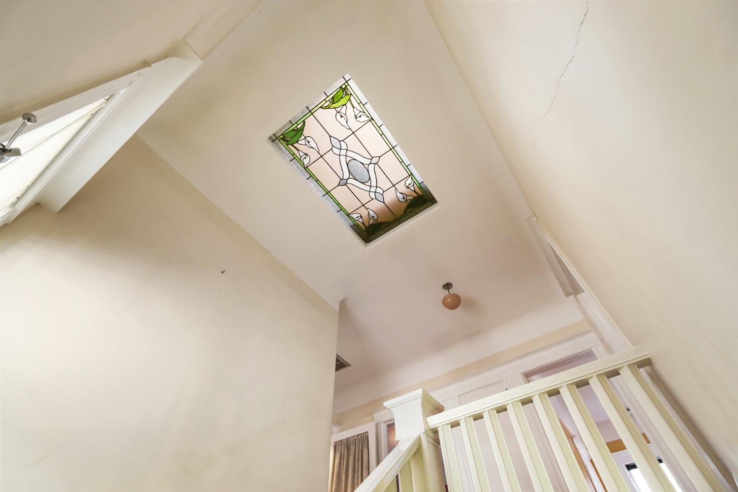 Detail Gallery Image 6 of 58 For 2322 I St, Sacramento,  CA 95816 - 4 Beds | 2 Baths
