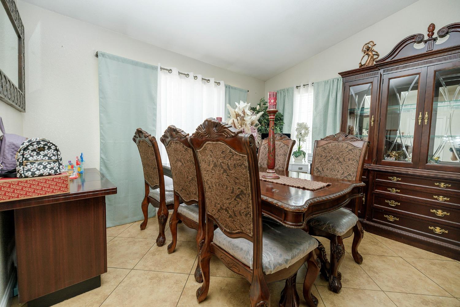 Detail Gallery Image 18 of 44 For 3070 Togninali Ln, Stockton,  CA 95206 - 3 Beds | 2 Baths